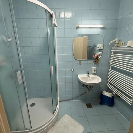 Erasmus Hotel Postojna